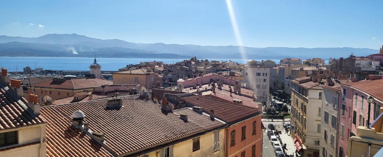 Ferienwohnung Superbe T2 Avec Balcons, Vieux Port, Hyper Centre Ajaccio Ajaccio  Exterior foto